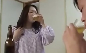 Japanese milf withyoung small fry drink plus fianc‚