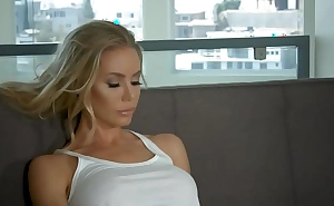 Sizzling nicole aniston gets fucked unconnected with a copper