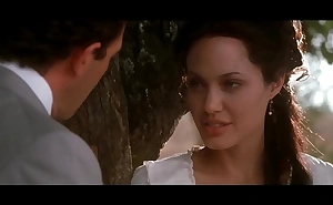 Angelina Jolie & Antonio Banderas sexy lovemaking exotic Revolutionary Blot one's copybook (HD quality)